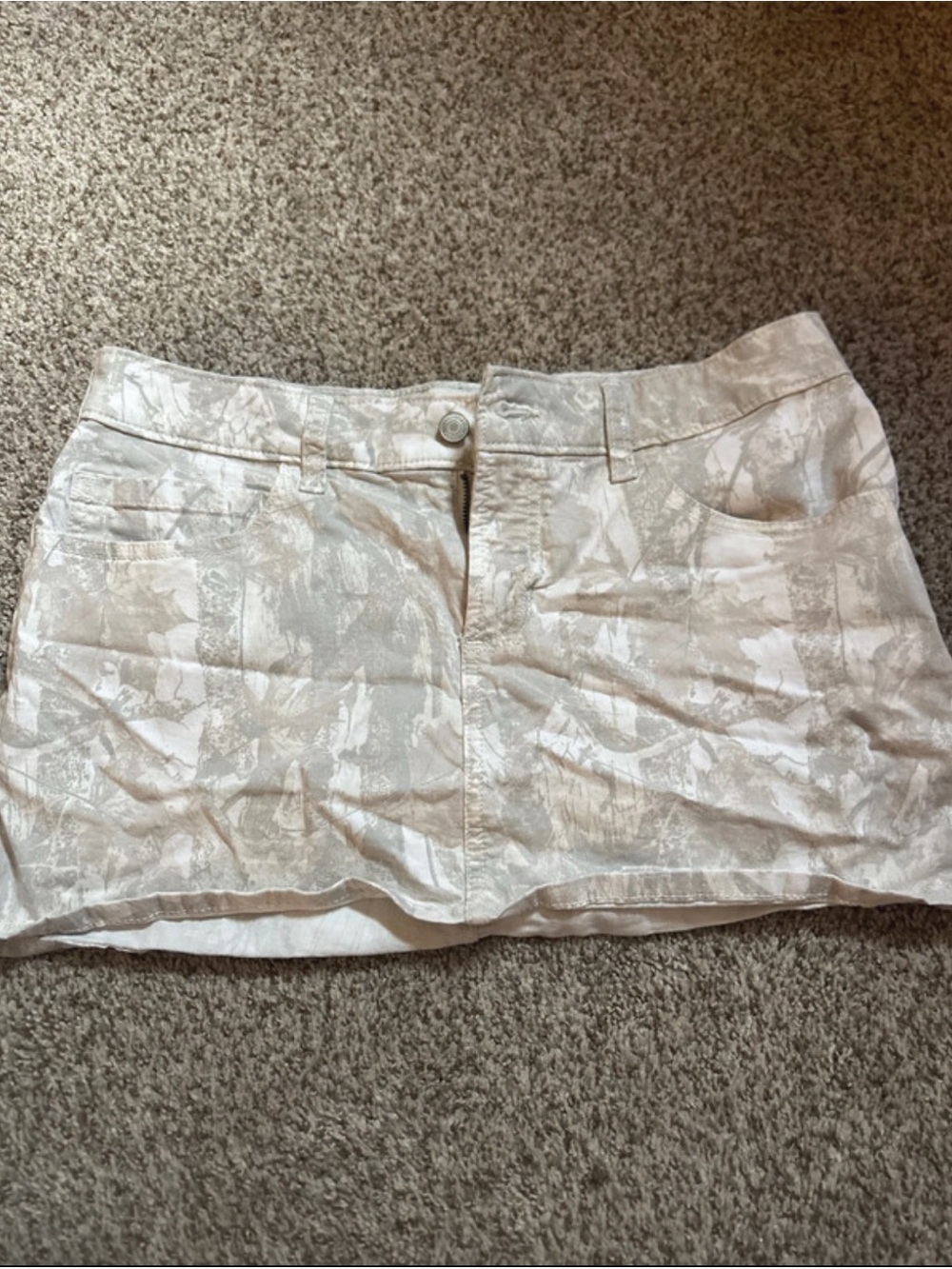 Hollister Beige Cream Camouflage-Print Mini Skirt